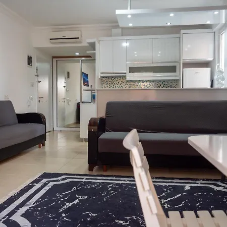 Umit Studio Apartmán *